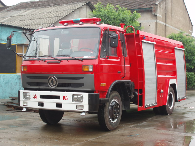 東風(fēng)145水罐/泡沫消防車(chē)